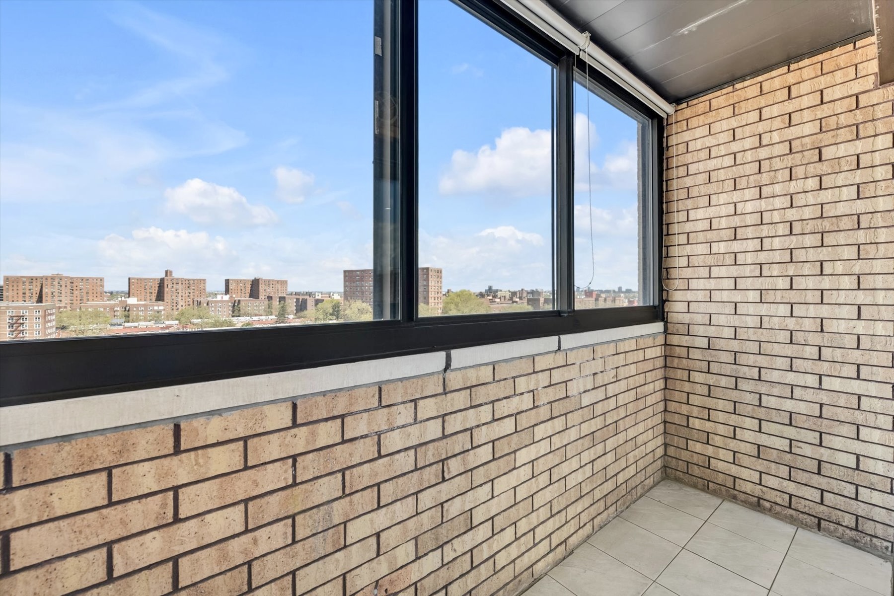  ?ONE OF A KIND PENTHOUSE IN REGO PARK? - 物件實景