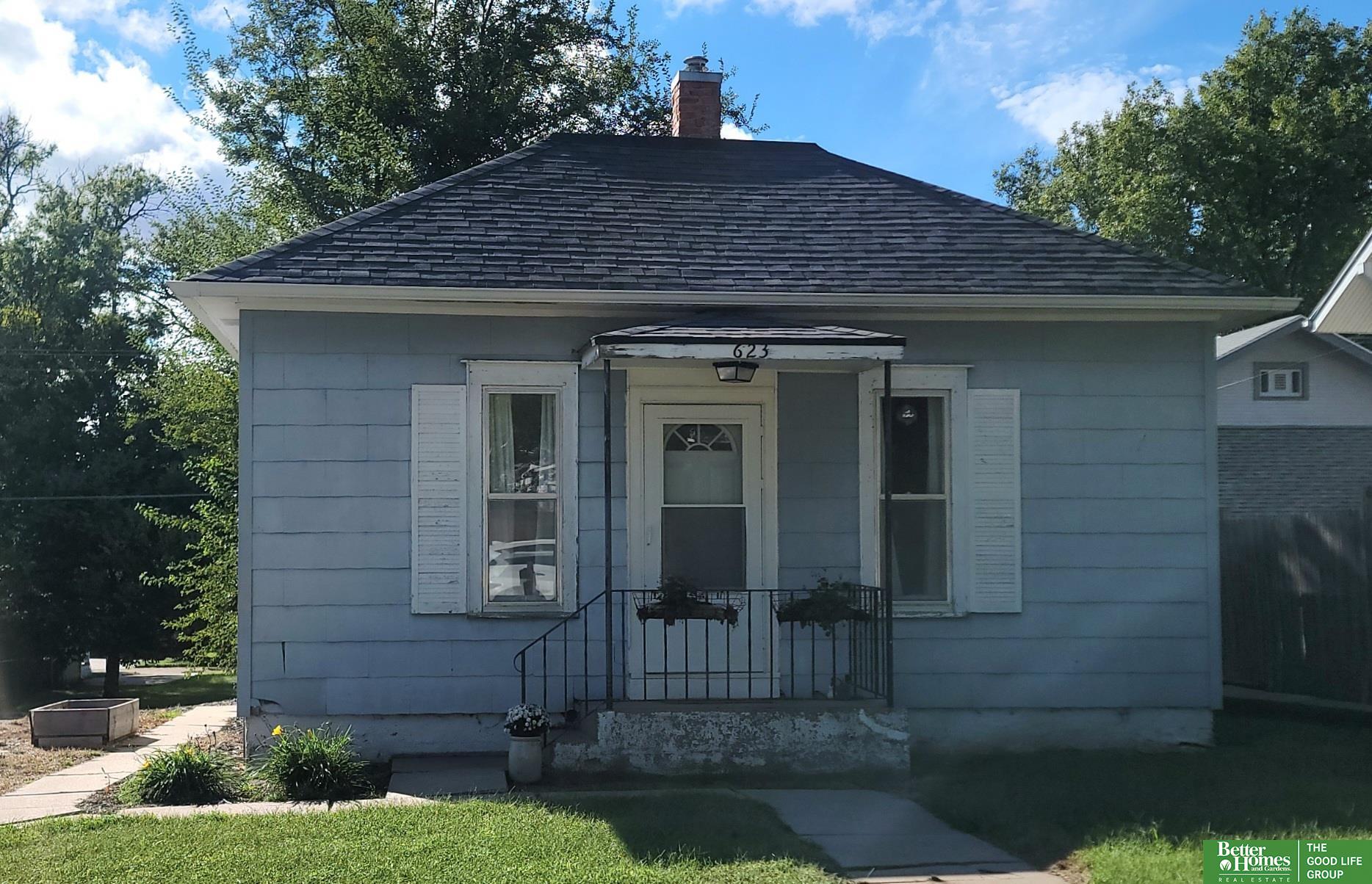 East Ave, York, NE 68467