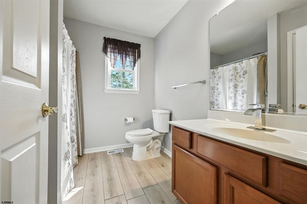 Egg Harbor TWP, New Jersey, 08234, United States, 5 Bedrooms Bedrooms, ,3 BathroomsBathrooms,Residential,For Sale,1931545