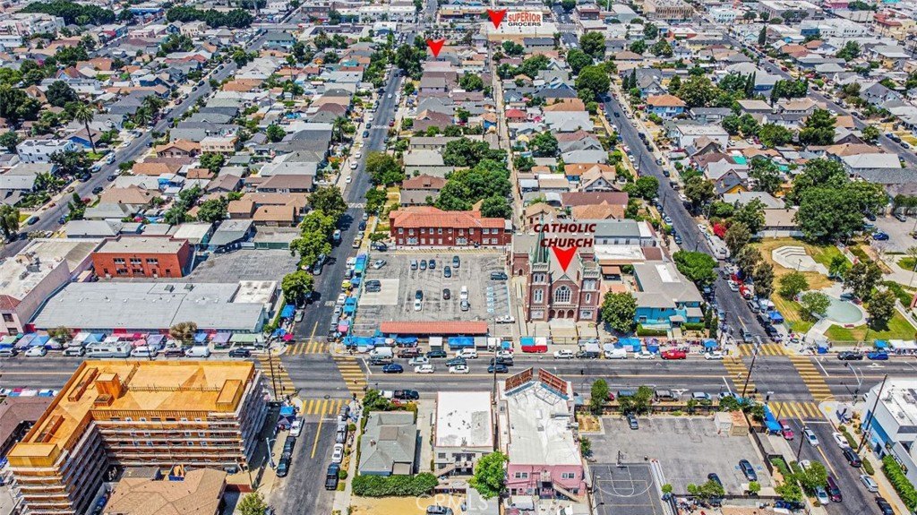 225 W 47th Place, Los Angeles, California, 90037, United States, 7 Bedrooms Bedrooms, ,4 BathroomsBathrooms,Residential,For Sale,225 W 47th Place,1578098