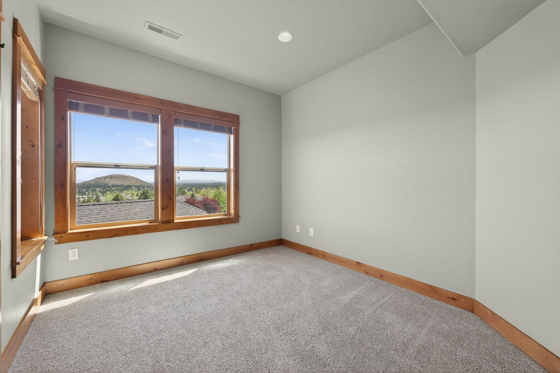  2635 N Awbrey Point Circle Bend, OR 97703 - 物件實景