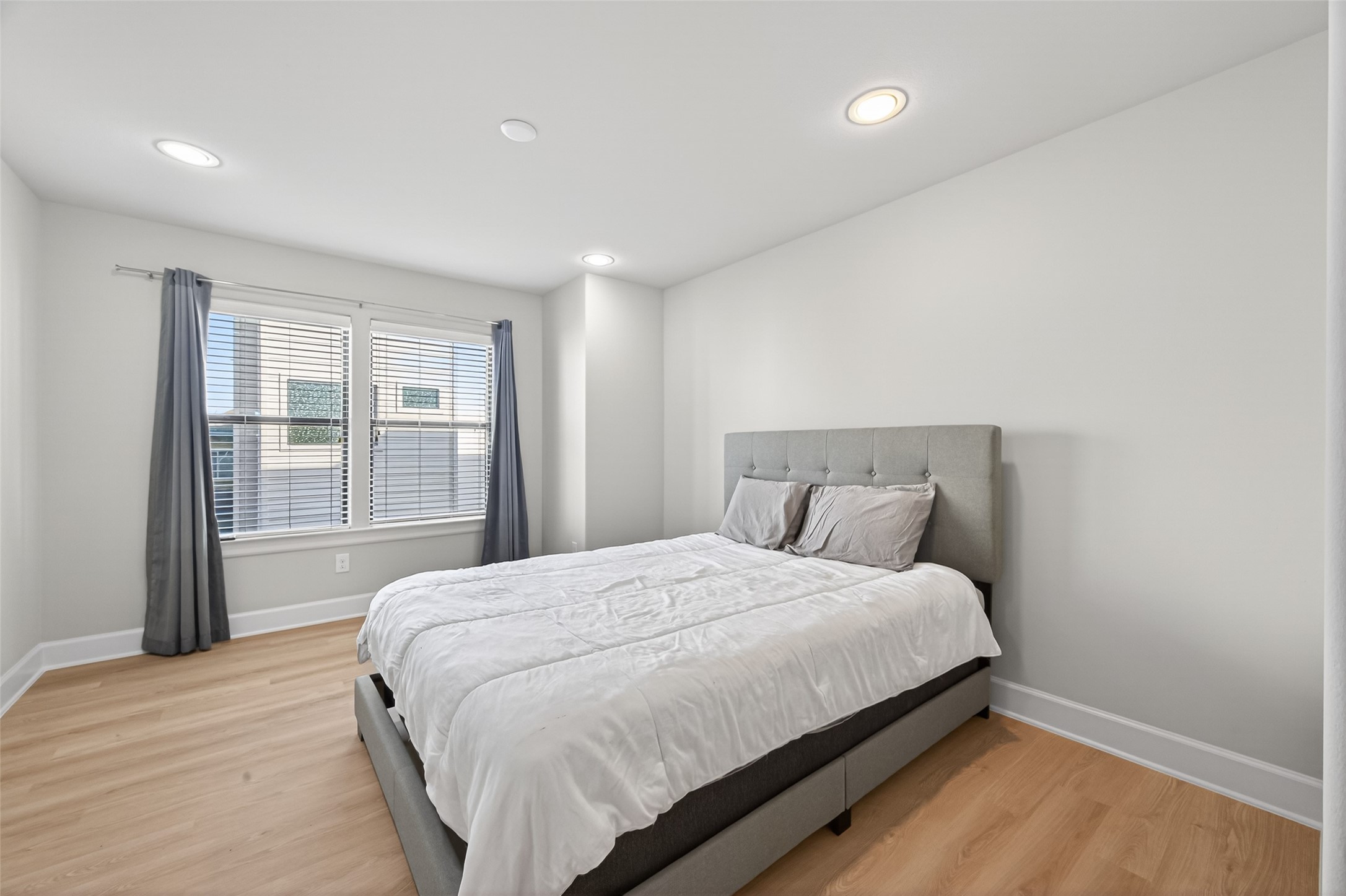  5313 Inker Street - 物件實景