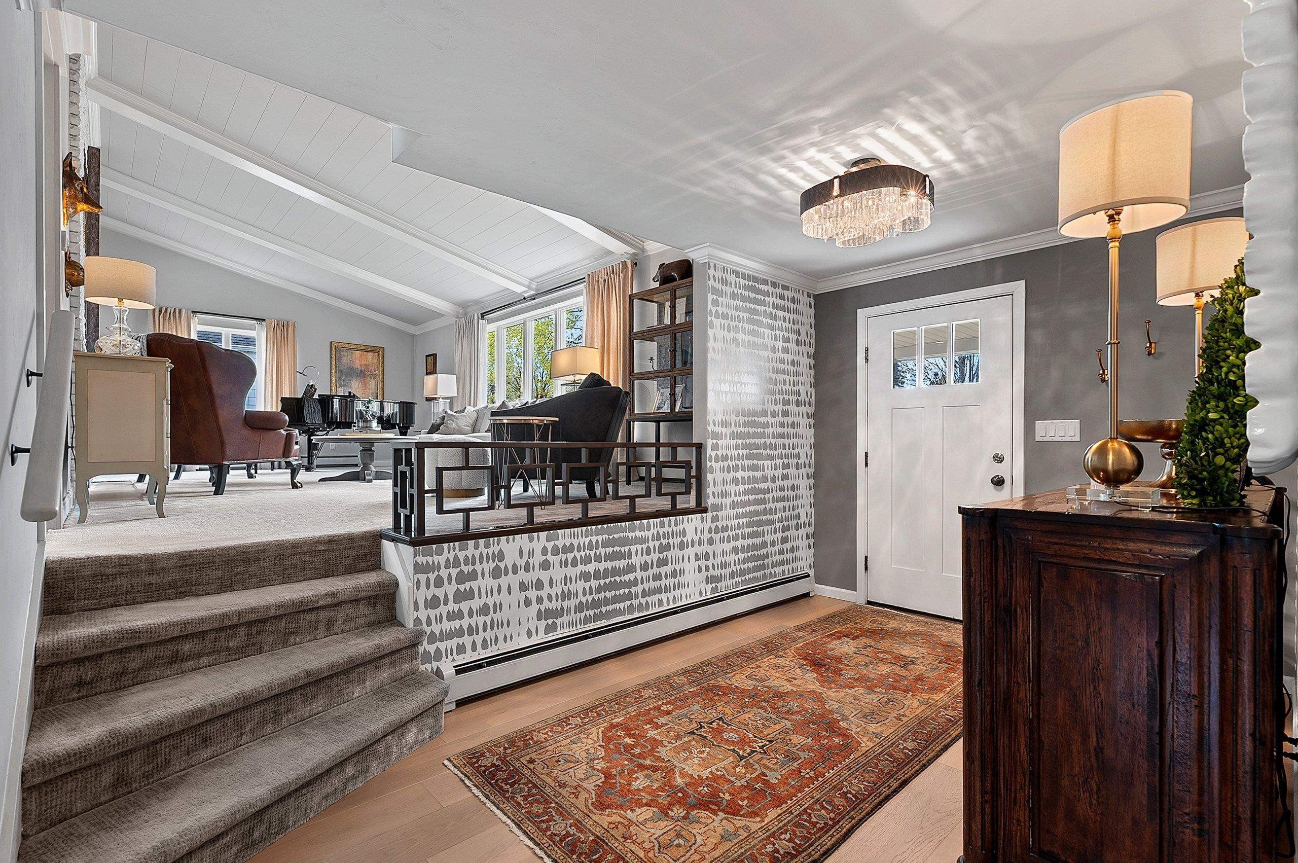 GREEN BAY, Wisconsin, 54301, United States, 4 Bedrooms Bedrooms, ,3 BathroomsBathrooms,Residential,For Sale,2048088