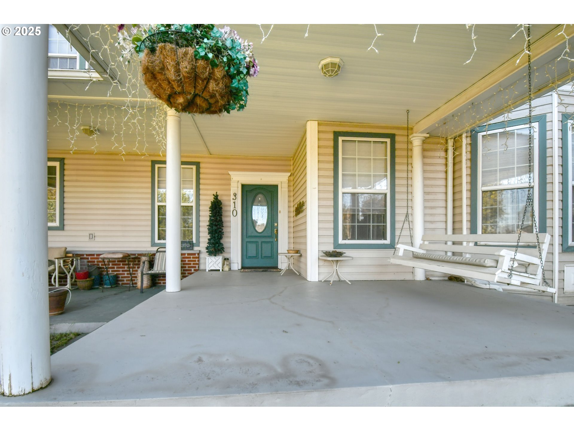 Athena, Oregon, 97813, United States, 3 Bedrooms Bedrooms, ,2 BathroomsBathrooms,Residential,For Sale,1961034