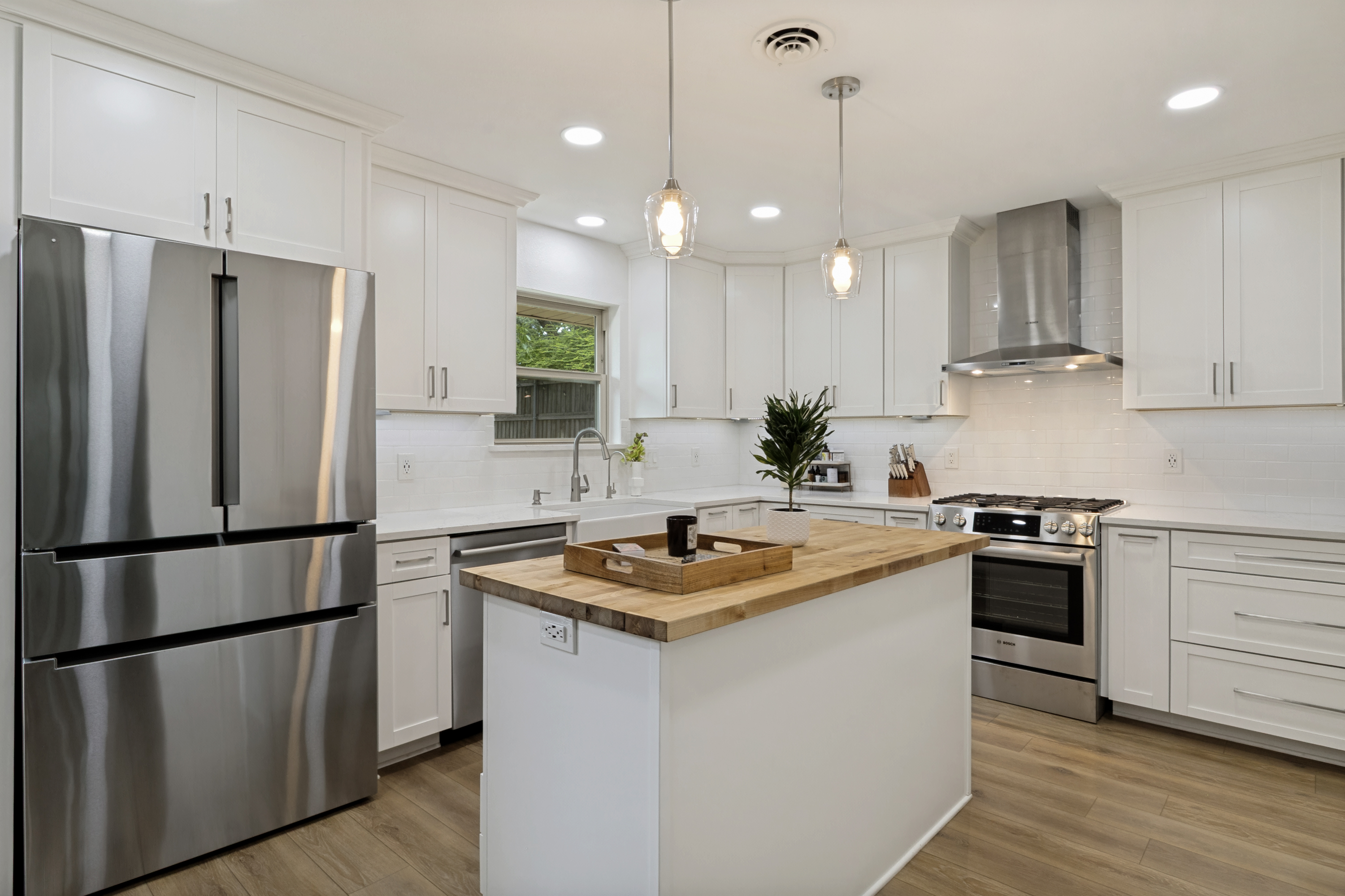  Renovated Ranch in Lake Highland