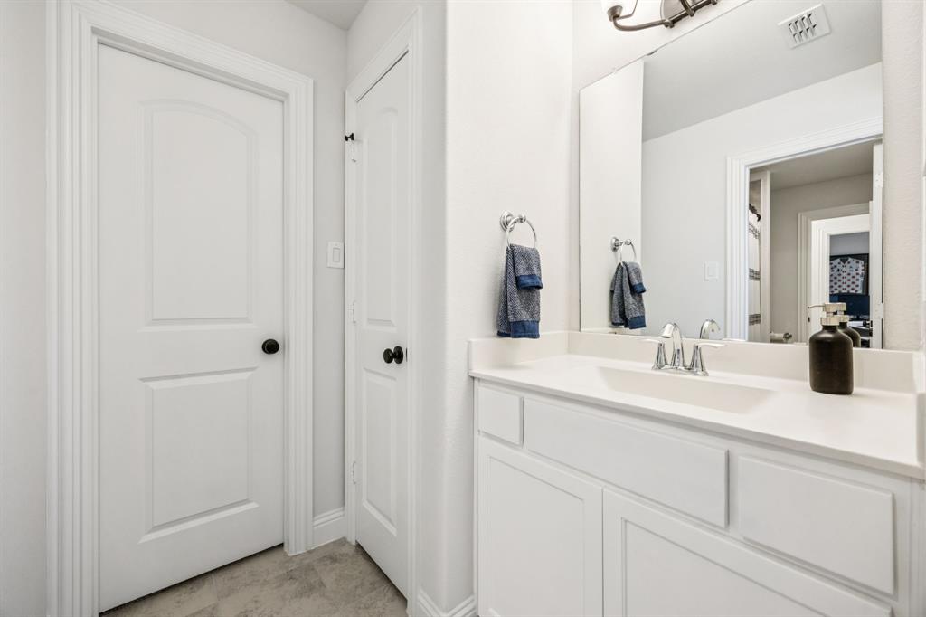 Rockwall, Texas, 75087, United States, 4 Bedrooms Bedrooms, ,4 BathroomsBathrooms,Residential,For Sale,1901224