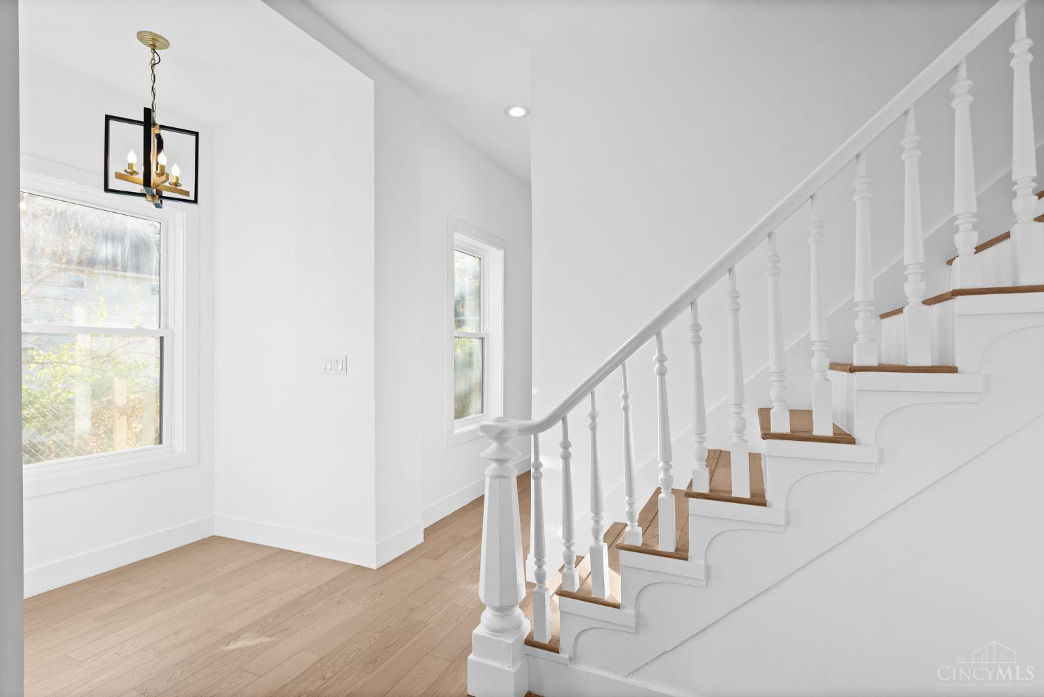 Cincinnati, Ohio, 45207, United States, 3 Bedrooms Bedrooms, ,3 BathroomsBathrooms,Residential,For Sale,1993082