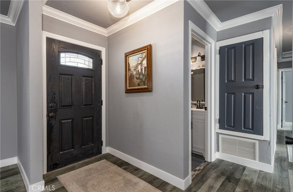 Redlands, California, 92374, United States, 5 Bedrooms Bedrooms, ,1 BathroomBathrooms,Residential,For Sale,2005223