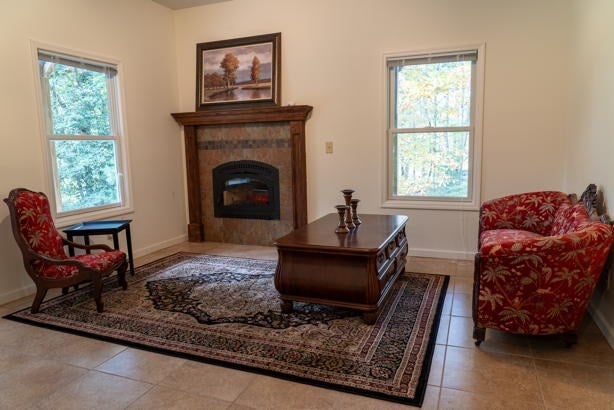 Murphy, North Carolina, 28906, United States, 4 Bedrooms Bedrooms, ,4 BathroomsBathrooms,Residential,For Sale,1989693