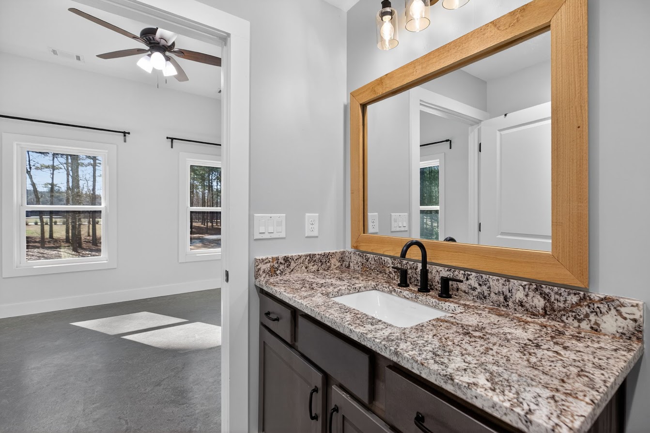 Carrollton, Georgia, 30117, United States, 4 Bedrooms Bedrooms, ,5 BathroomsBathrooms,Residential,For Sale,2015350