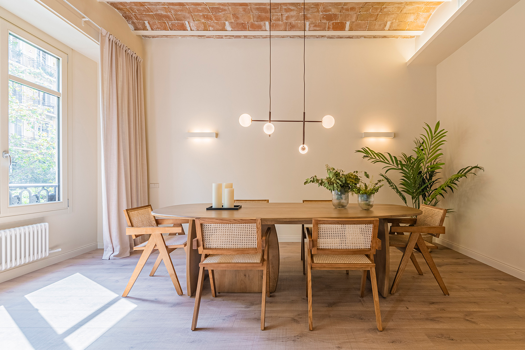  Renovated flat in historic building - L