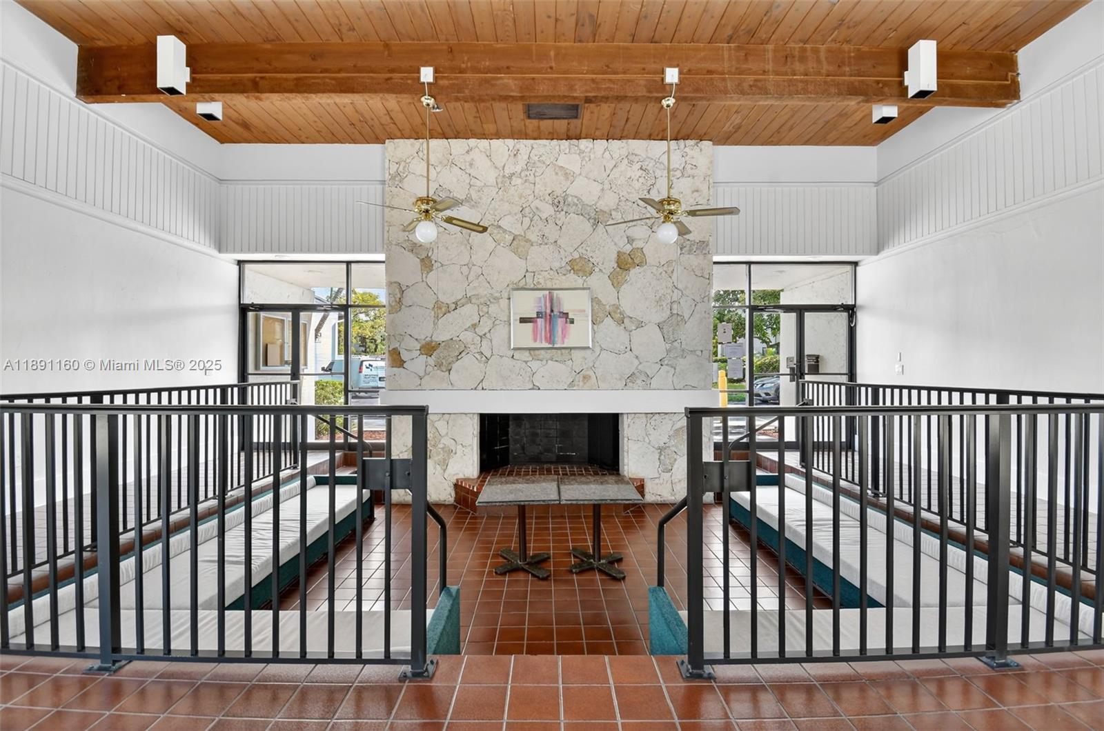 Miami, Florida, 33180, United States, 3 Bedrooms Bedrooms, ,3 BathroomsBathrooms,Residential,For Sale,1961045