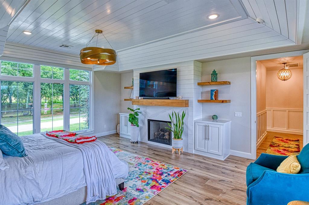 Amber, Oklahoma, 73004, United States, 6 Bedrooms Bedrooms, ,4 BathroomsBathrooms,Residential,For Sale,1984407