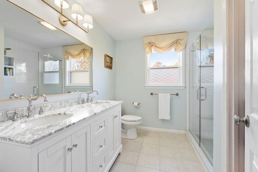 Westford, Massachusetts, 01886, United States, 4 Bedrooms Bedrooms, ,4 BathroomsBathrooms,Residential,For Sale,1987953