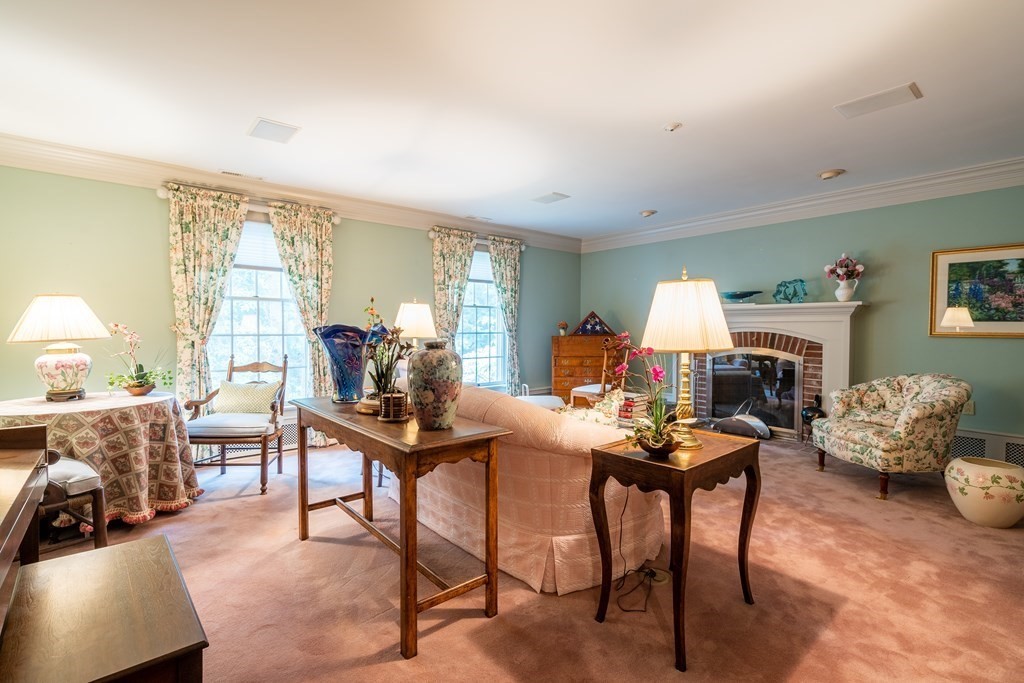 34 Bridle Path Way Way, Tyngsborough, Massachusetts, 01879, United States, 4 Bedrooms Bedrooms, ,4 BathroomsBathrooms,Residential,For Sale,34 Bridle Path Way Way,1009810