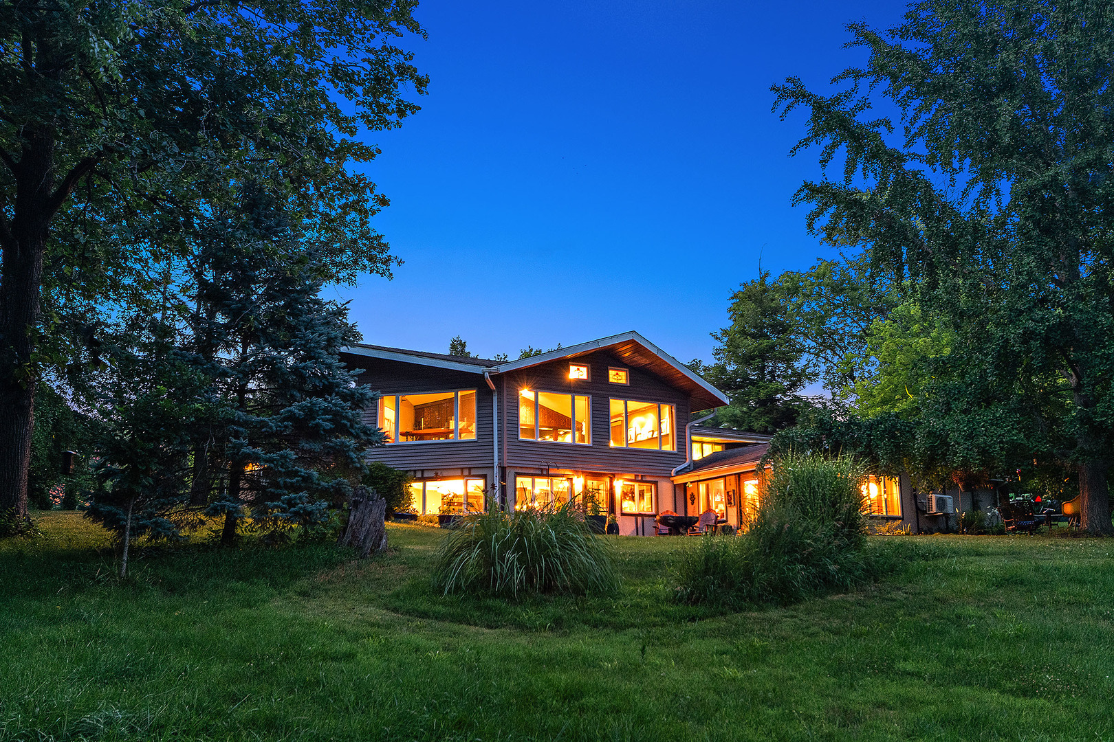 New Lenox, Illinois, 60451, United States, 5 Bedrooms Bedrooms, ,3 BathroomsBathrooms,Residential,For Sale,1889760
