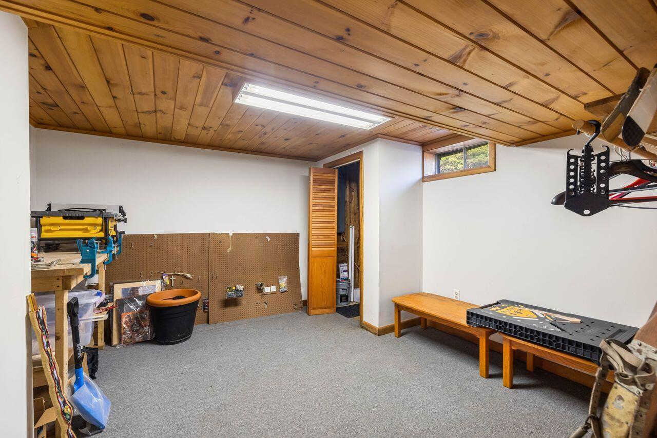 Harrison, Maine, 04040, United States, 3 Bedrooms Bedrooms, ,3 BathroomsBathrooms,Residential,For Sale,1991420