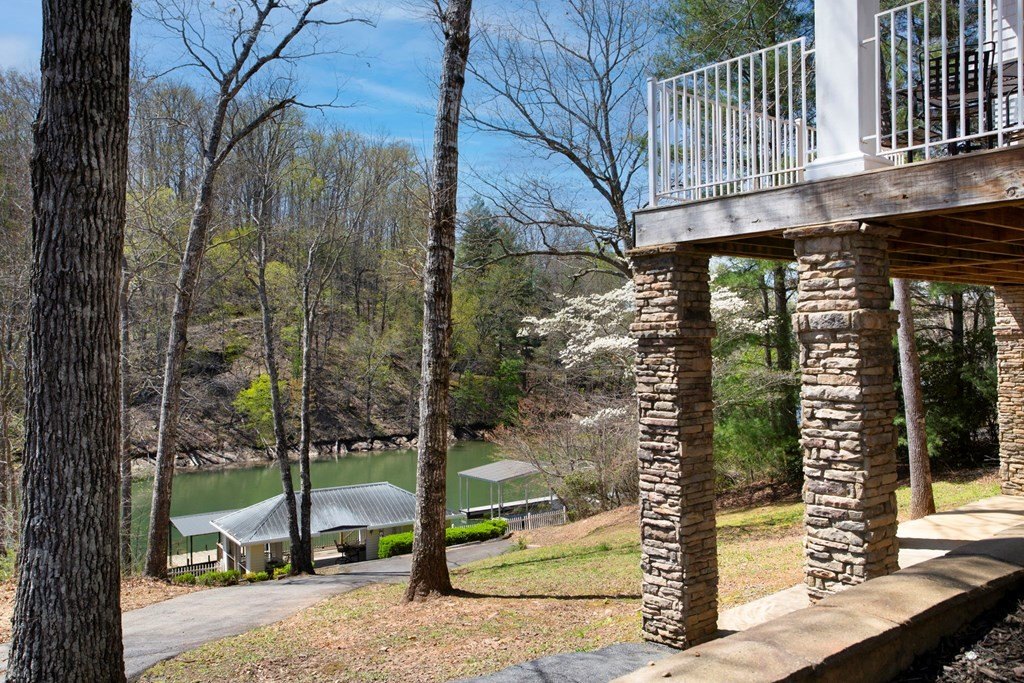 Hayesville, North Carolina, 28904, United States, 4 Bedrooms Bedrooms, ,4 BathroomsBathrooms,Residential,For Sale,1758392