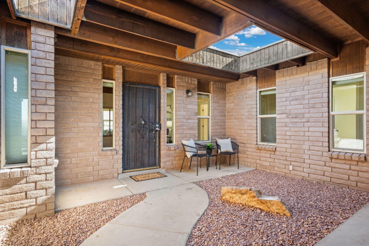 Albuquerque, New Mexico, 87111, United States, 4 Bedrooms Bedrooms, ,3 BathroomsBathrooms,Residential,For Sale,1985317