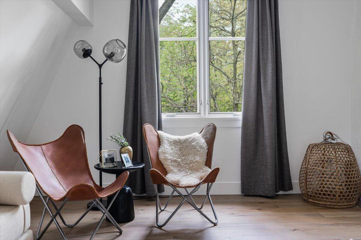 Michiana Shores, Indiana, 46360, United States, 5 Bedrooms Bedrooms, ,4 BathroomsBathrooms,Residential,For Sale,1949684