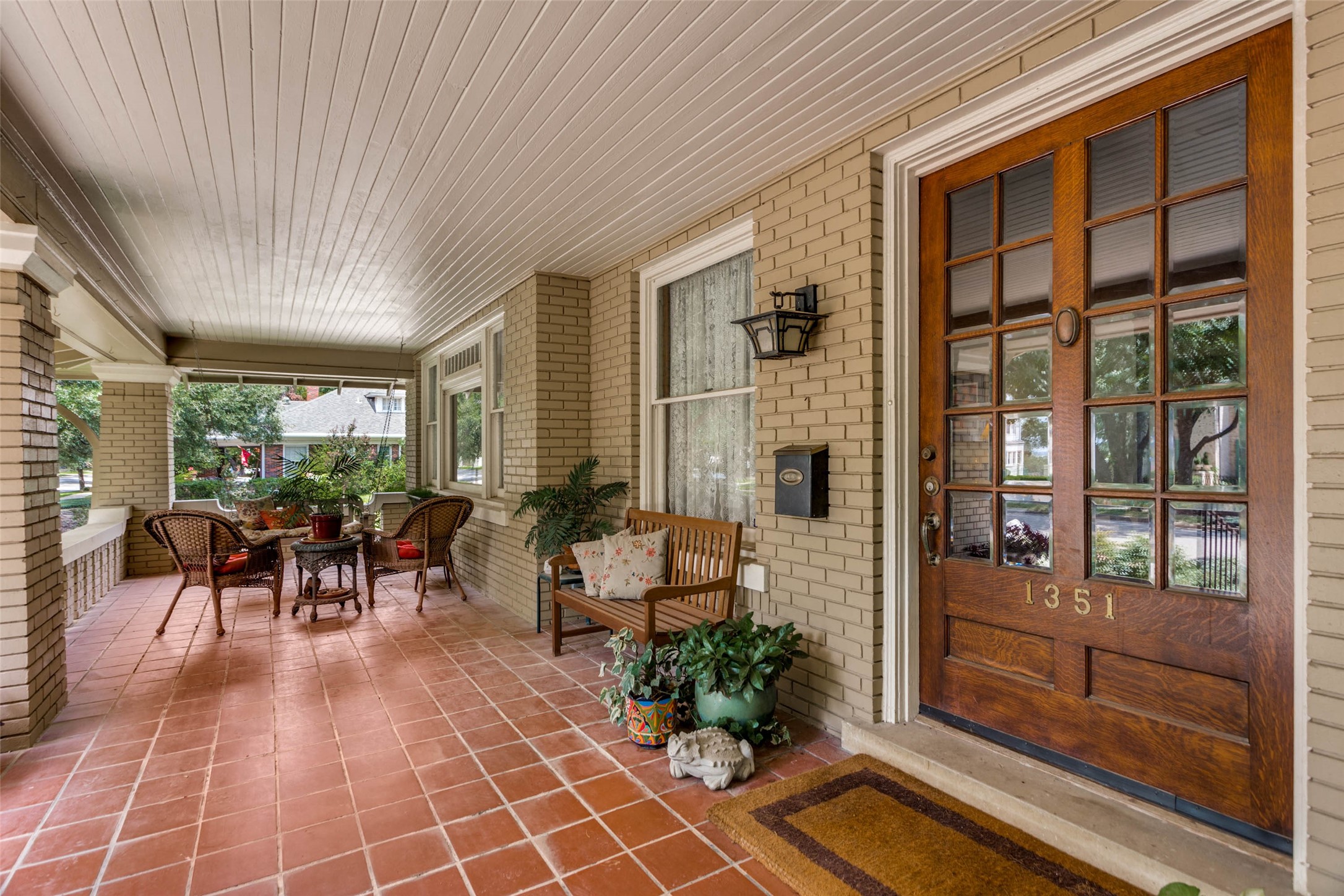 Fort Worth, Texas, 76110, United States, 4 Bedrooms Bedrooms, ,3 BathroomsBathrooms,Residential,For Sale,1940133