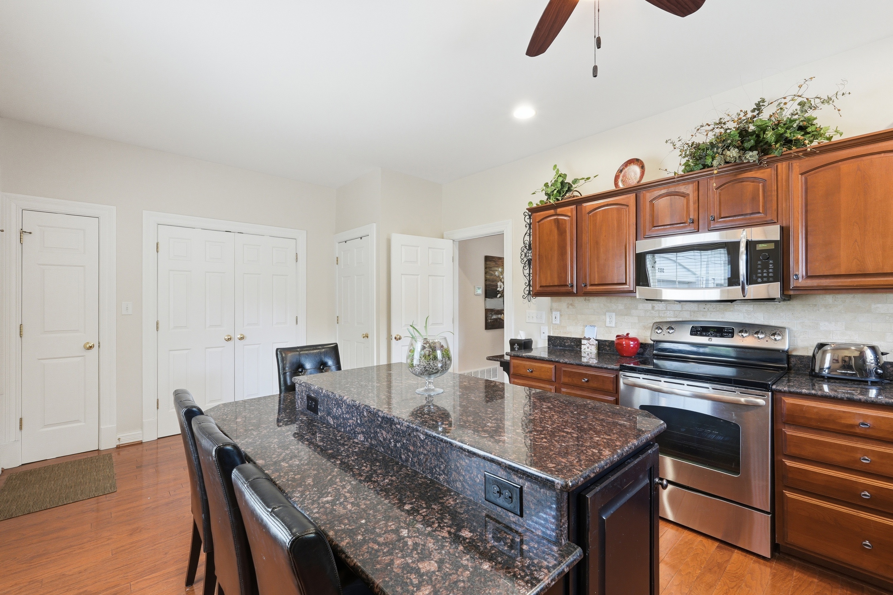  3823 Spring Arbor Drive, Louisville, KY 40245 - 物件實景