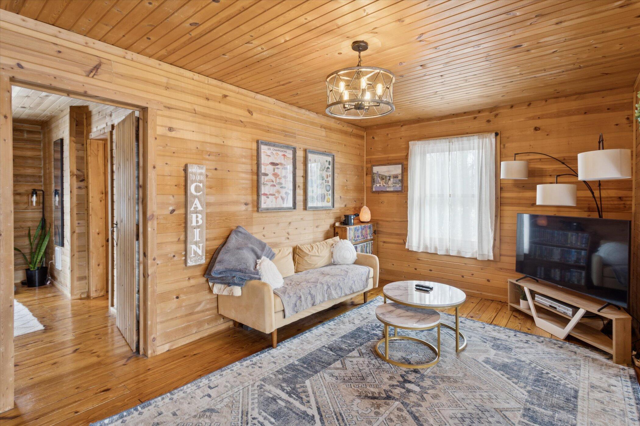 Addison, Michigan, 49220, United States, 4 Bedrooms Bedrooms, ,2 BathroomsBathrooms,Residential,For Sale,2000711