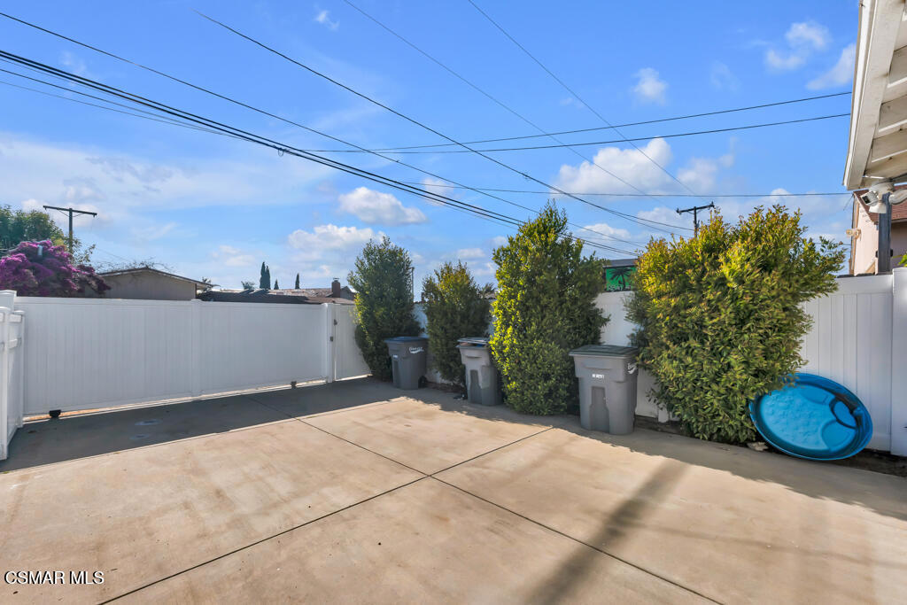 Oxnard, California, 93033, United States, 3 Bedrooms Bedrooms, ,2 BathroomsBathrooms,Residential,For Sale,1891023
