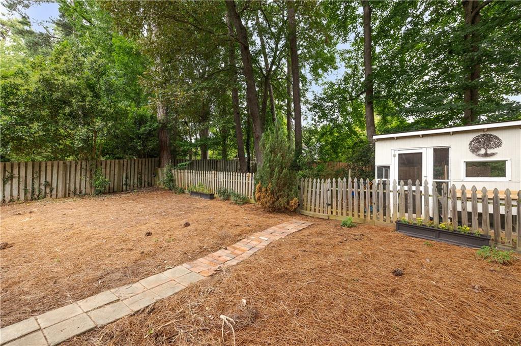 Atlanta, Georgia, 30306, United States, 3 Bedrooms Bedrooms, ,2 BathroomsBathrooms,Residential,For Sale,1906309