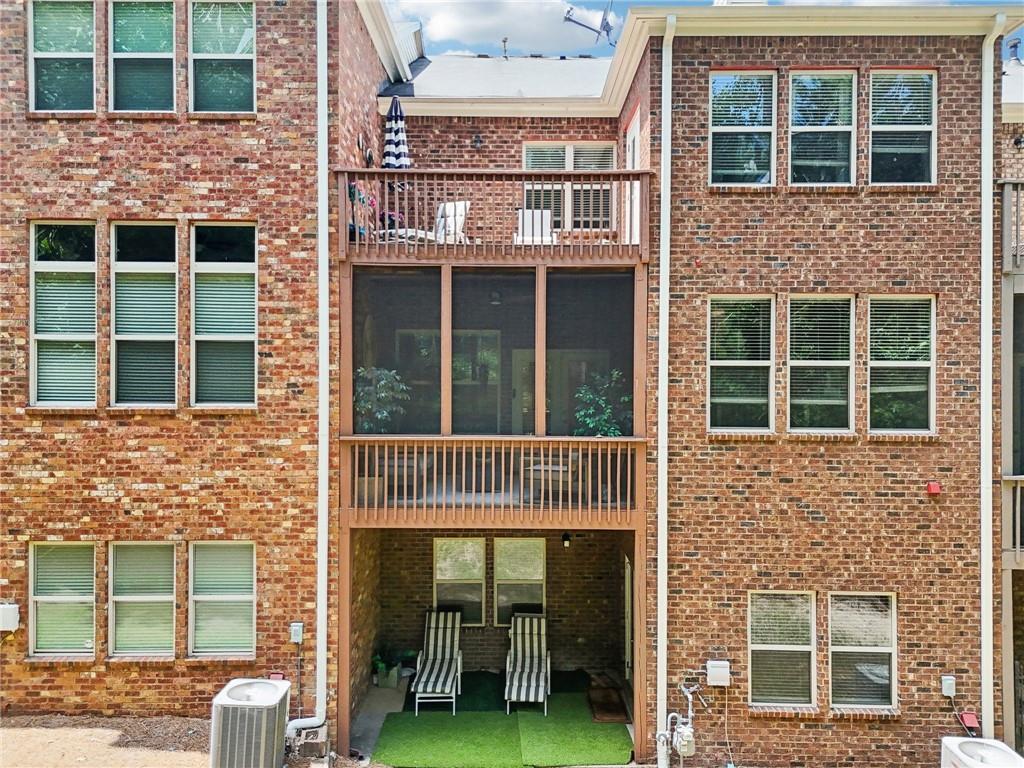 Atlanta, Georgia, 30339, United States, 3 Bedrooms Bedrooms, ,4 BathroomsBathrooms,Residential,For Sale,2003364