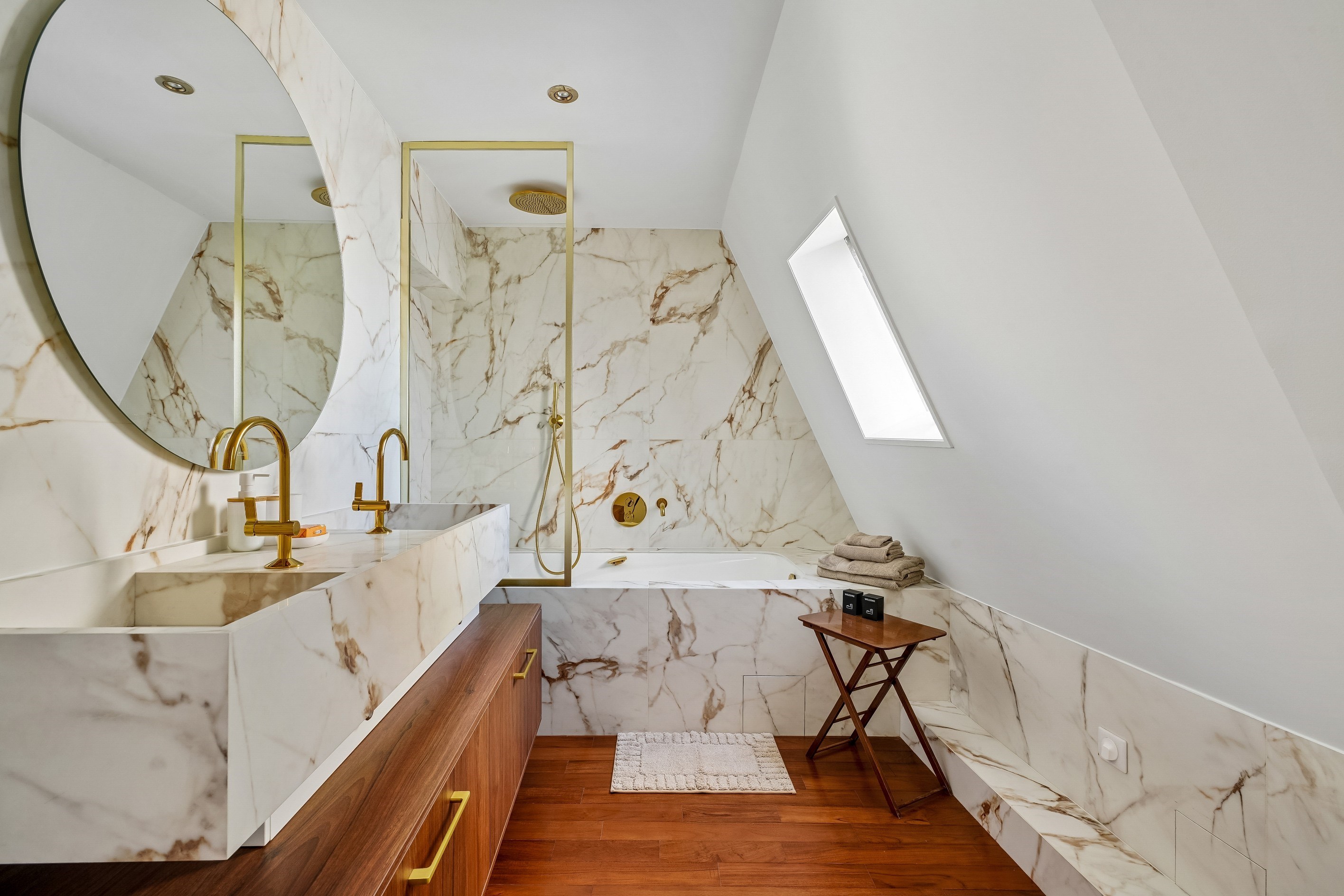  A pied-à-terre with exceptional views, just steps from the Champs-Élysées - 物件實景