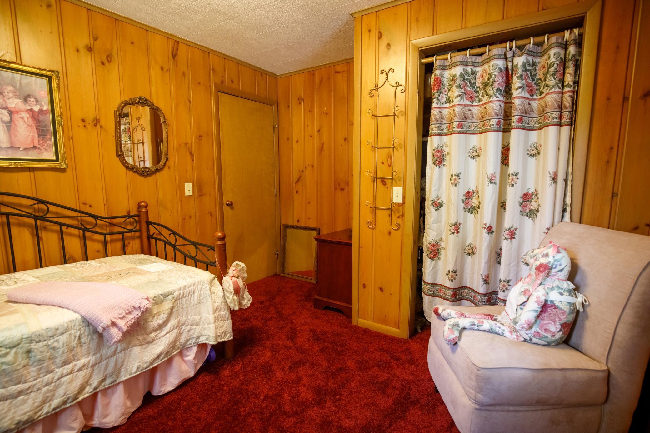 Hackensack, Minnesota, 56452, United States, 4 Bedrooms Bedrooms, ,1 BathroomBathrooms,Residential,For Sale,1918645