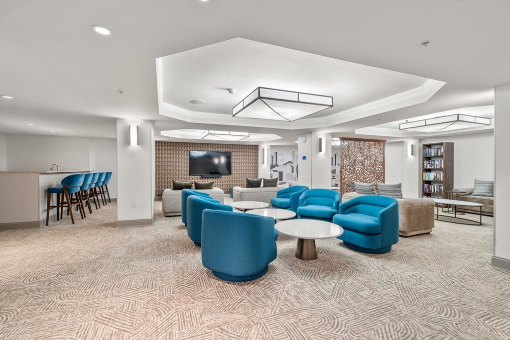 Brookline, Massachusetts, 02446, United States, 3 Bedrooms Bedrooms, ,3 BathroomsBathrooms,Residential,For Sale,1991911