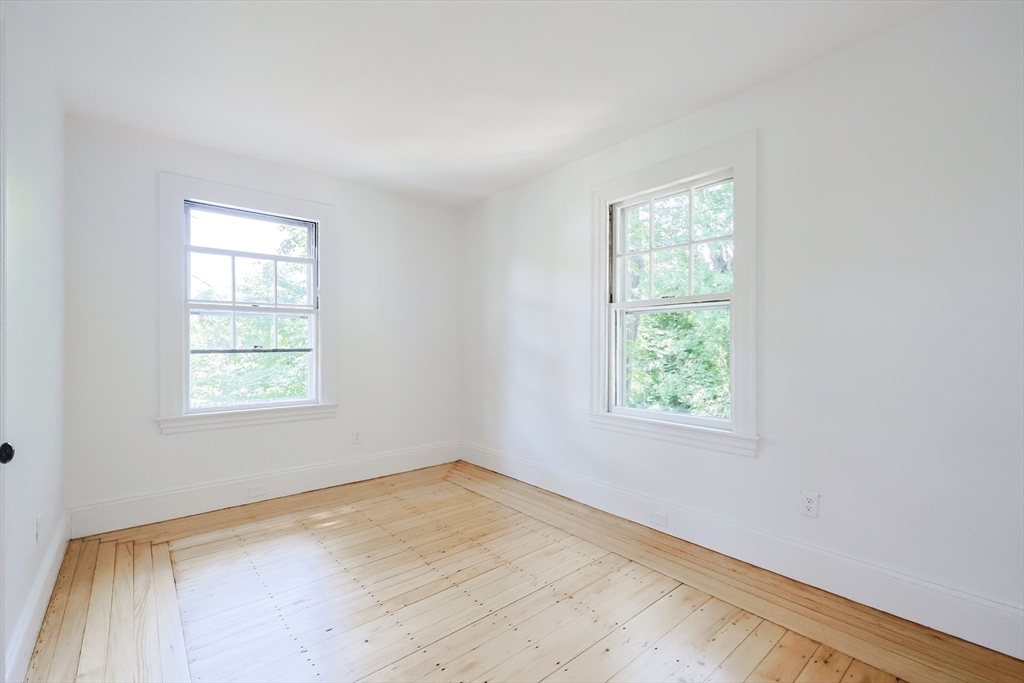 Newton, Massachusetts, 02465, United States, 5 Bedrooms Bedrooms, ,3 BathroomsBathrooms,Residential,For Sale,1939012