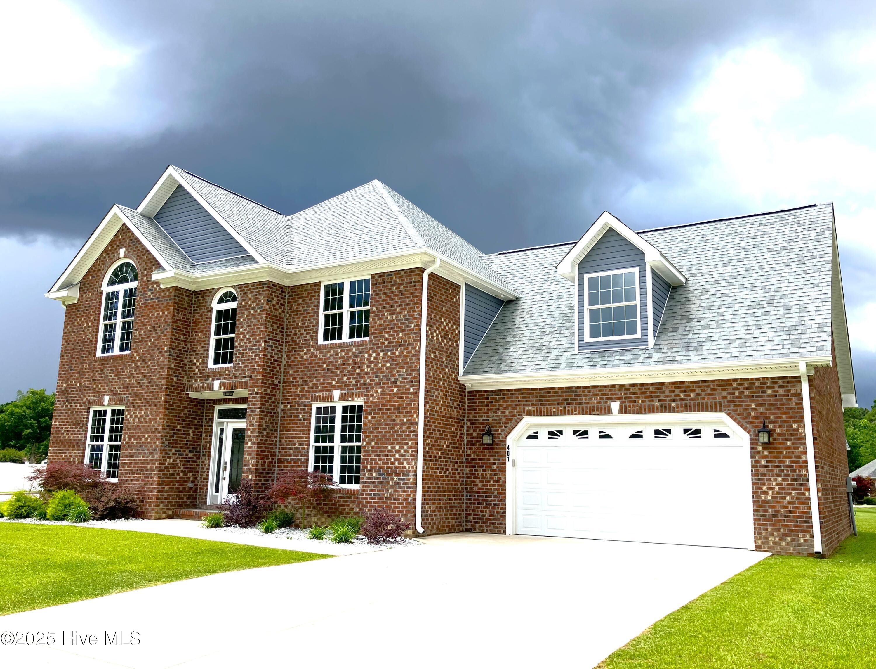 Jacksonville, North Carolina, 28546, United States, 5 Bedrooms Bedrooms, ,3 BathroomsBathrooms,Residential,For Sale,1980601