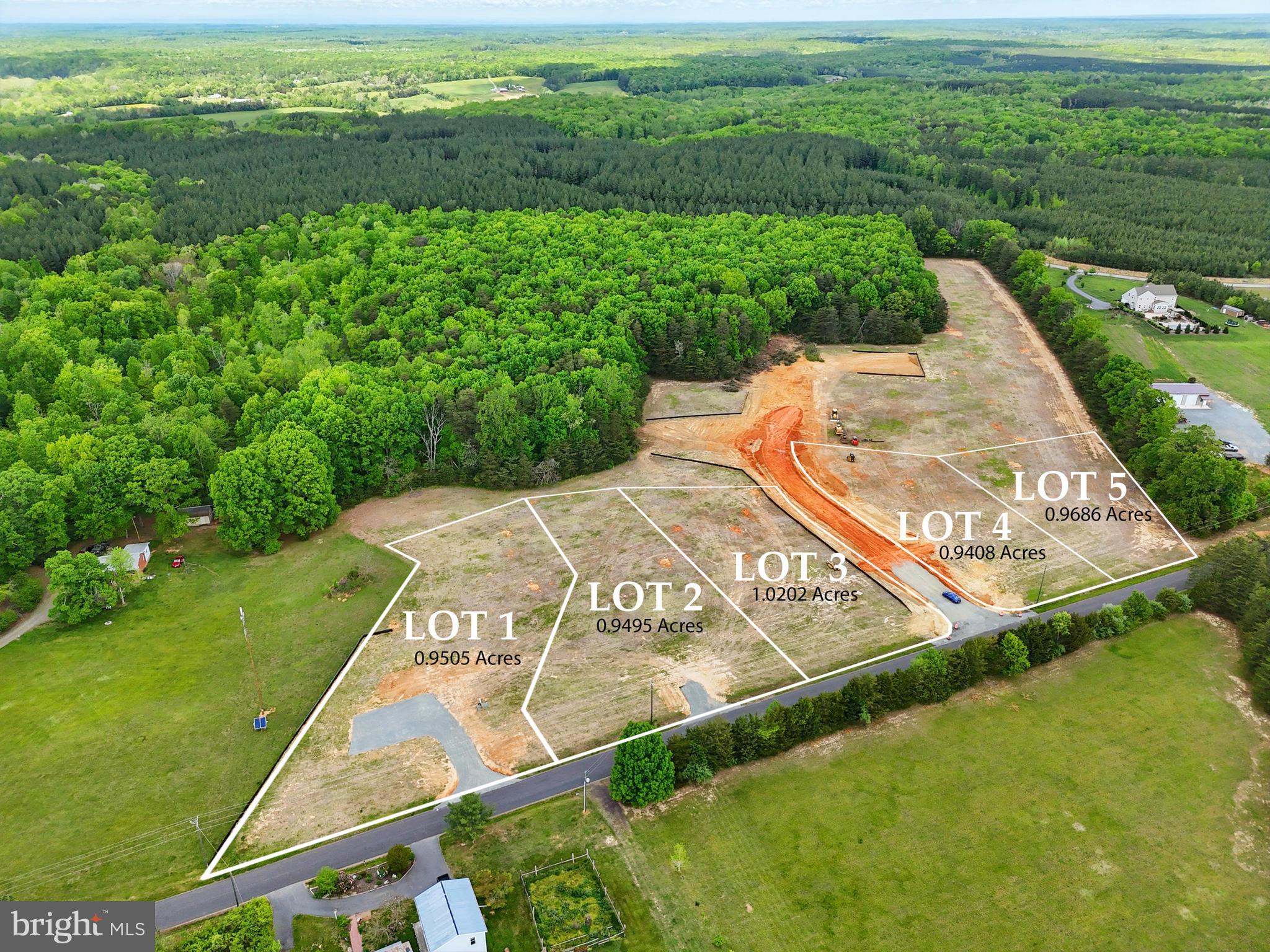 Richardsville, Virginia, 22736, United States, 5 Bedrooms Bedrooms, ,5 BathroomsBathrooms,Residential,For Sale,1981167