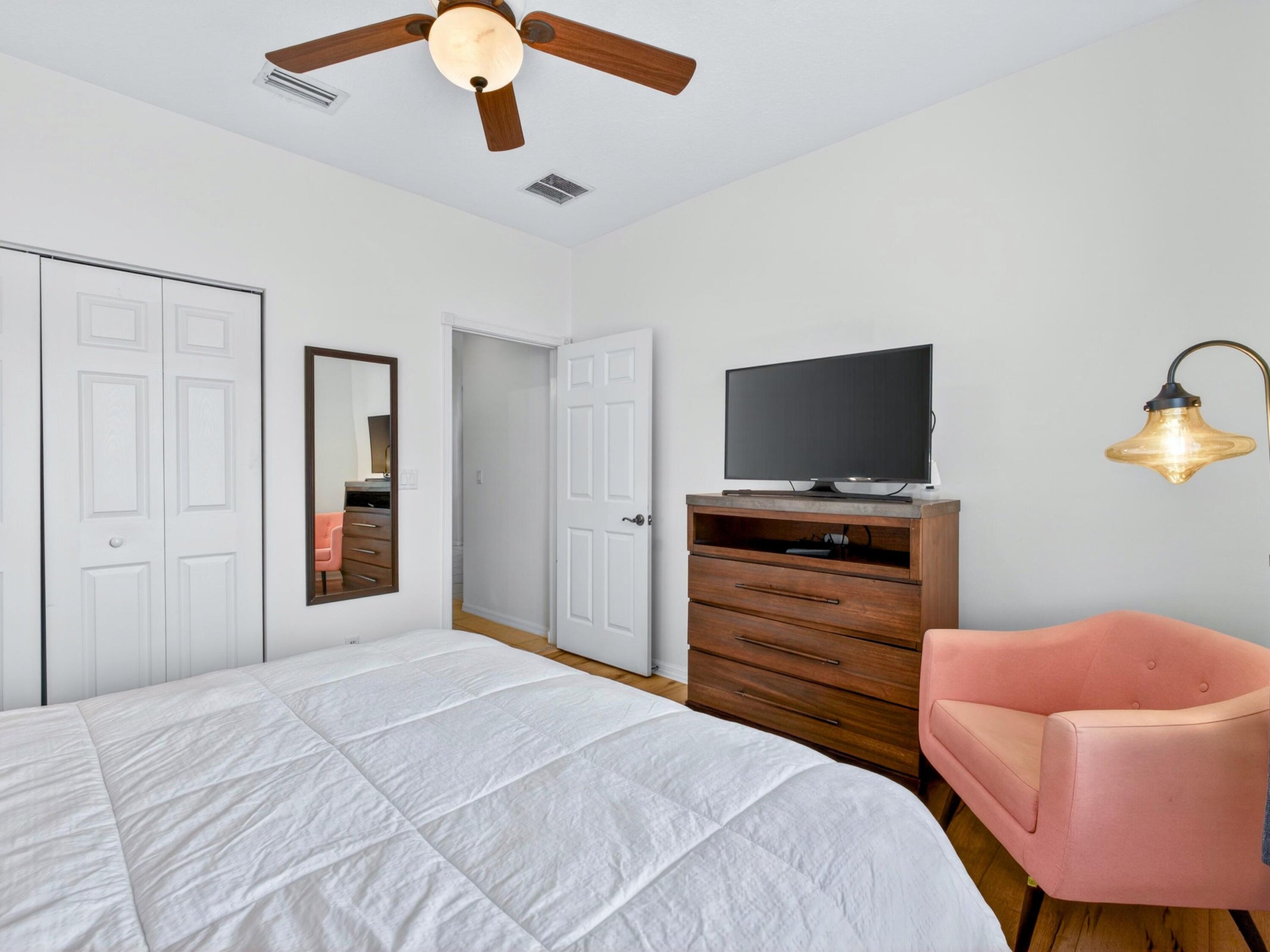 Lake Worth, Florida, 33467, United States, 2 Bedrooms Bedrooms, ,2 BathroomsBathrooms,Residential,For Sale,2005315