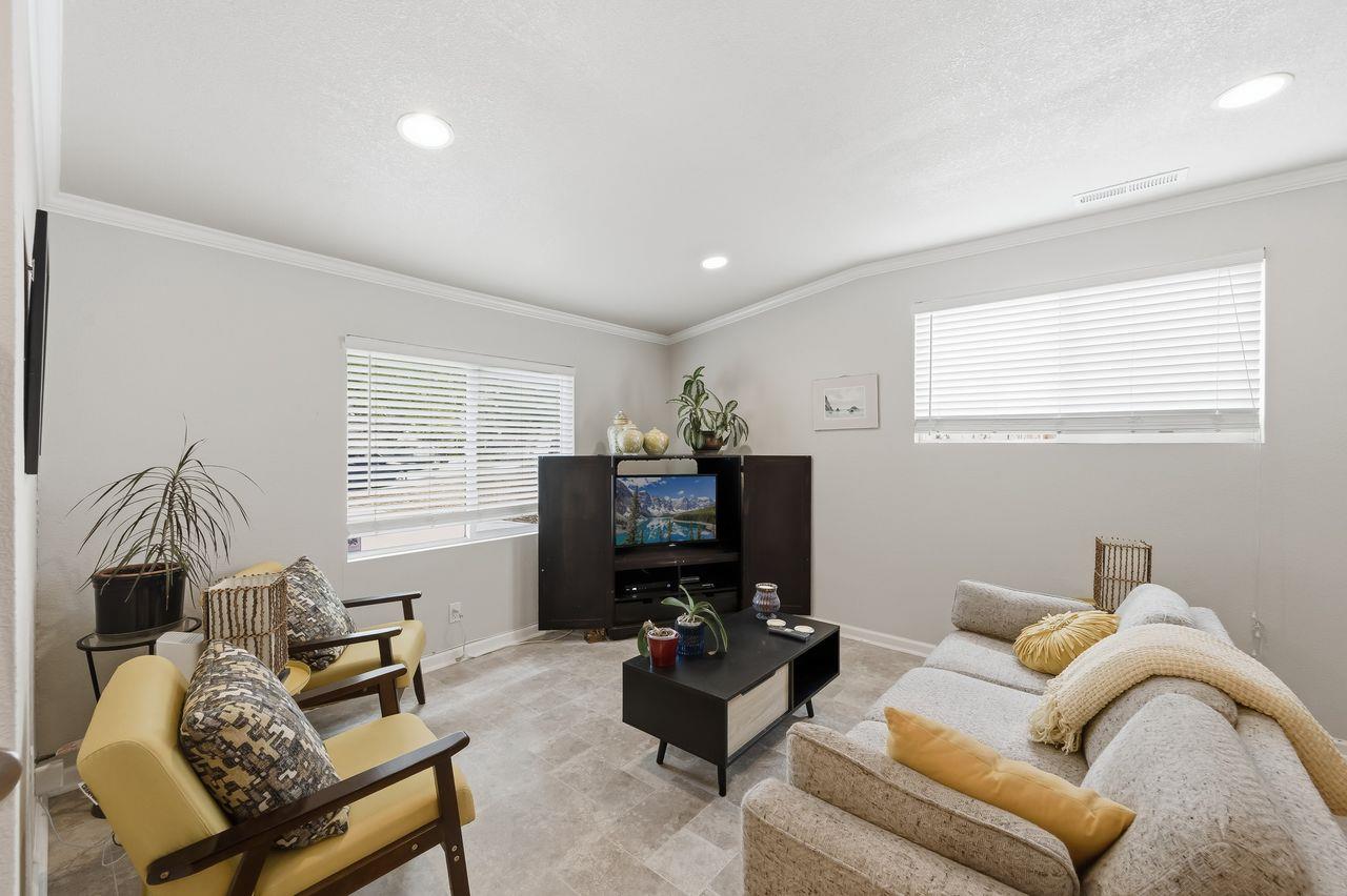 Redwood City, California, 94063, United States, ,Residential,For Sale,1990939