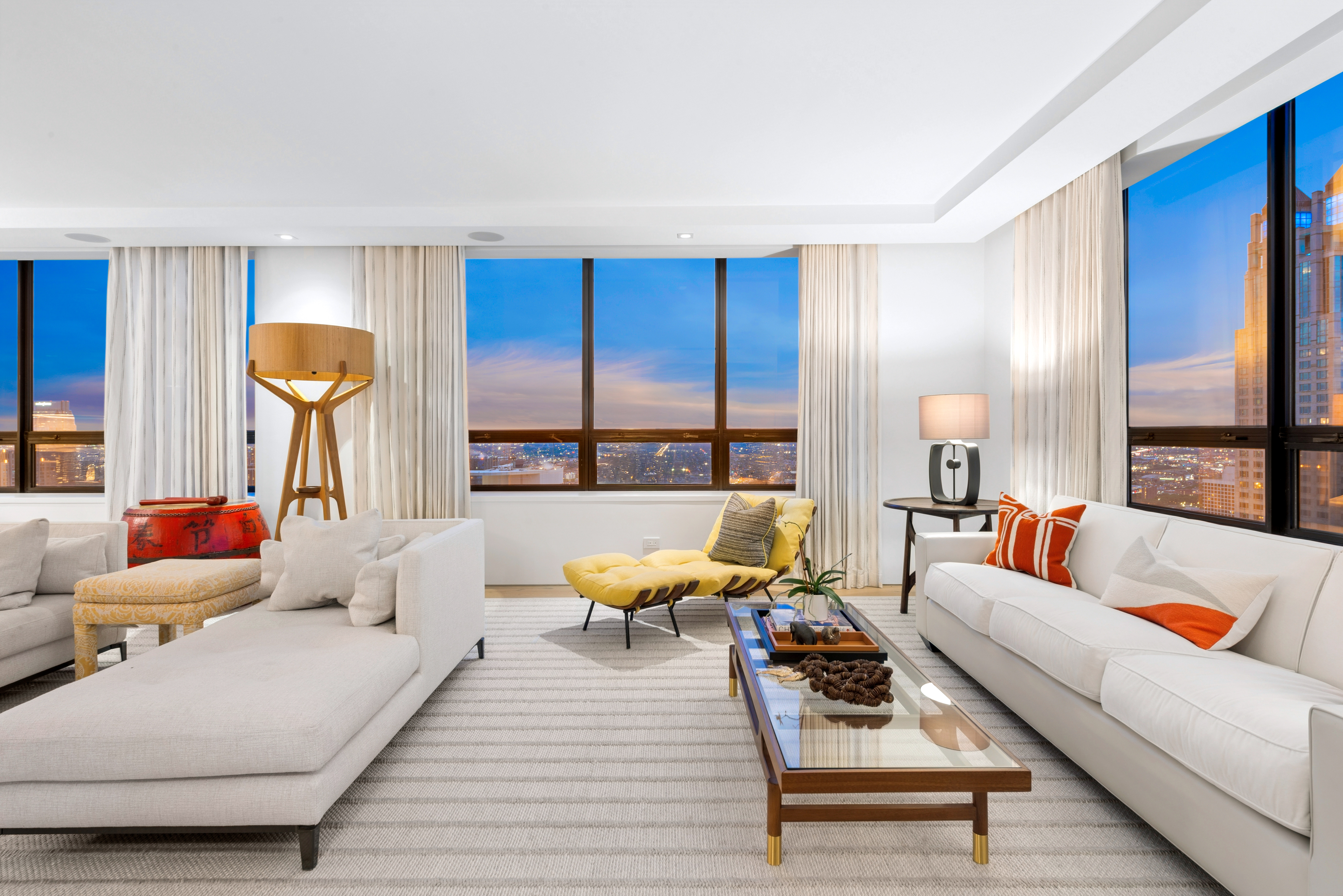 Refined Blend of Classic Architecture and Modern Design - 物件實景
