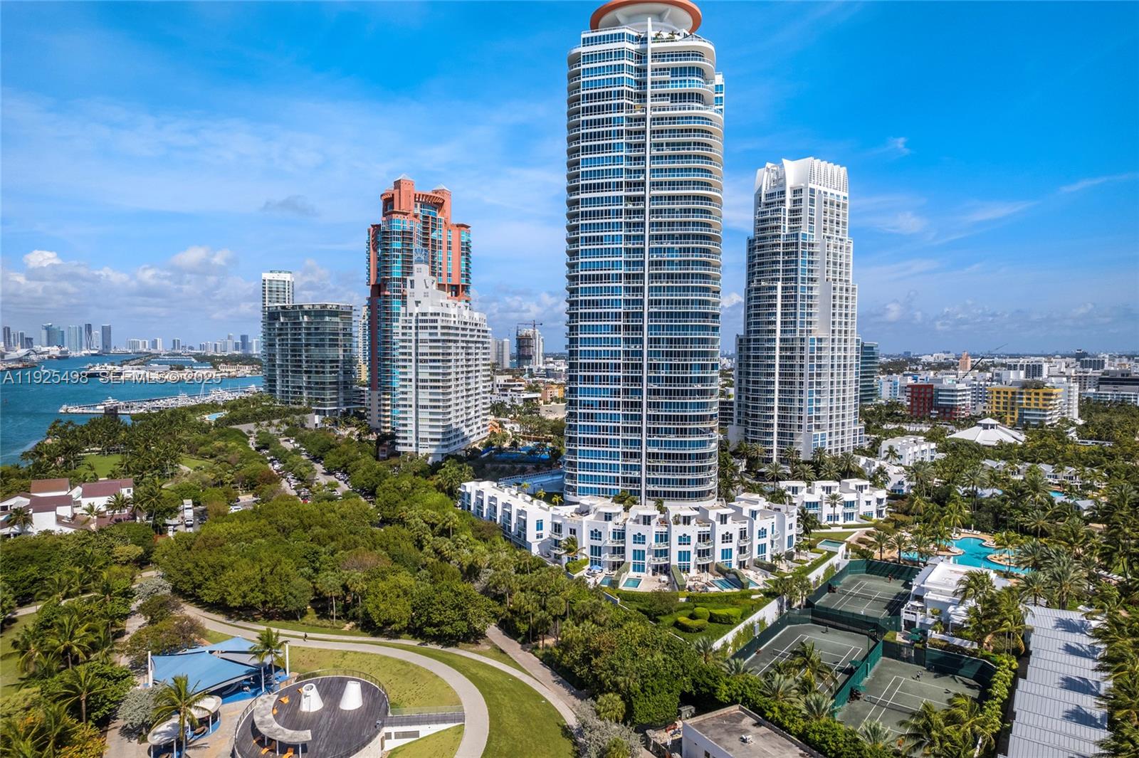 Miami Beach, Florida, 33139, United States, 3 Bedrooms Bedrooms, ,4 BathroomsBathrooms,Residential,For Sale,2003256