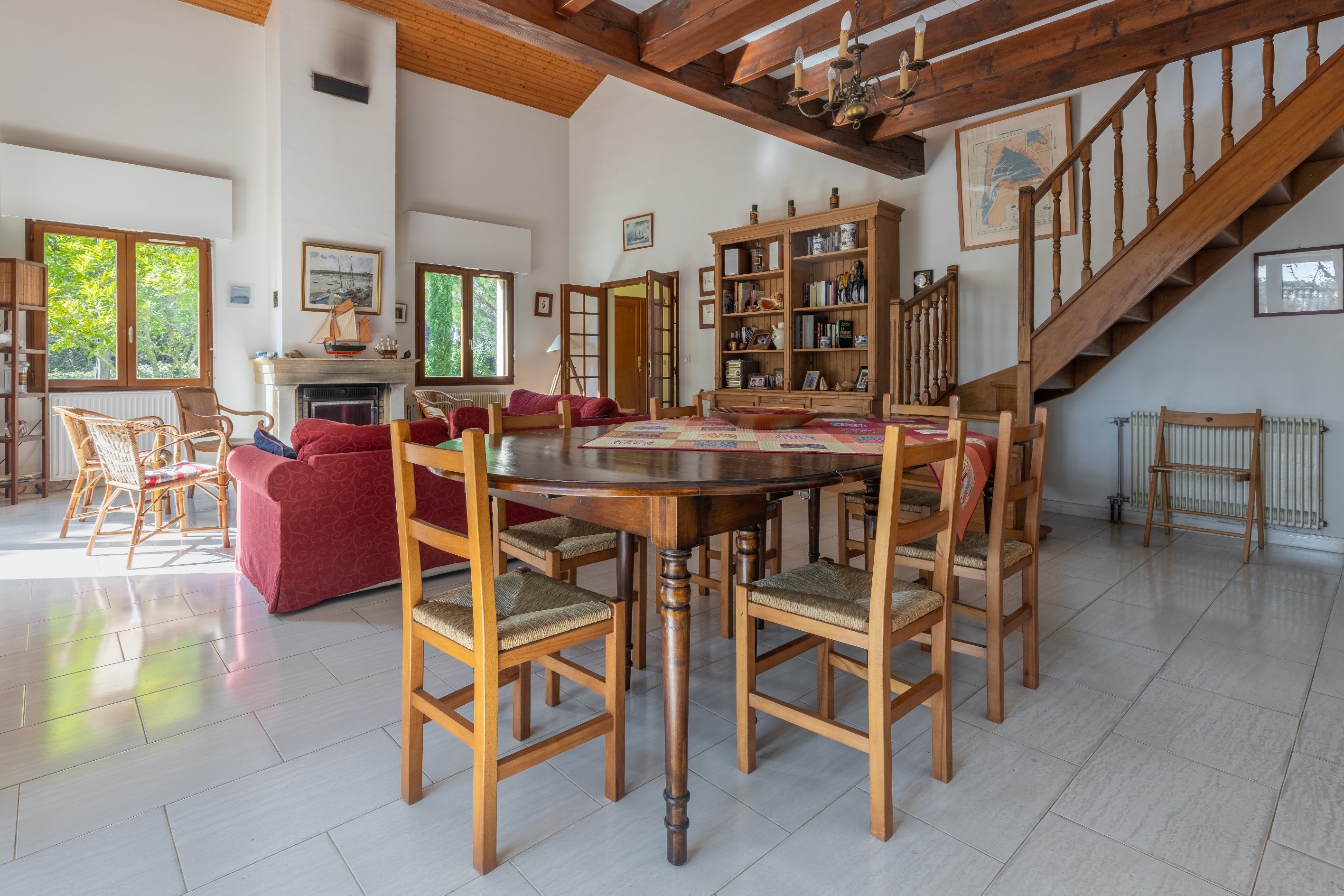  IN THE HEIGHTS OF THE MOULLEAU - FAMILY HOME - 800 METERS FROM THE BEACHES - 物件實景