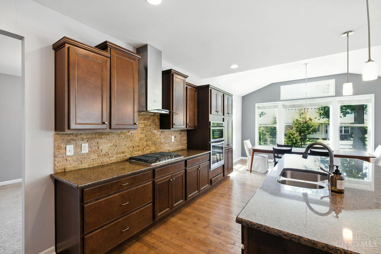 Loveland, Ohio, 45140, United States, 4 Bedrooms Bedrooms, ,4 BathroomsBathrooms,Residential,For Sale,1901126
