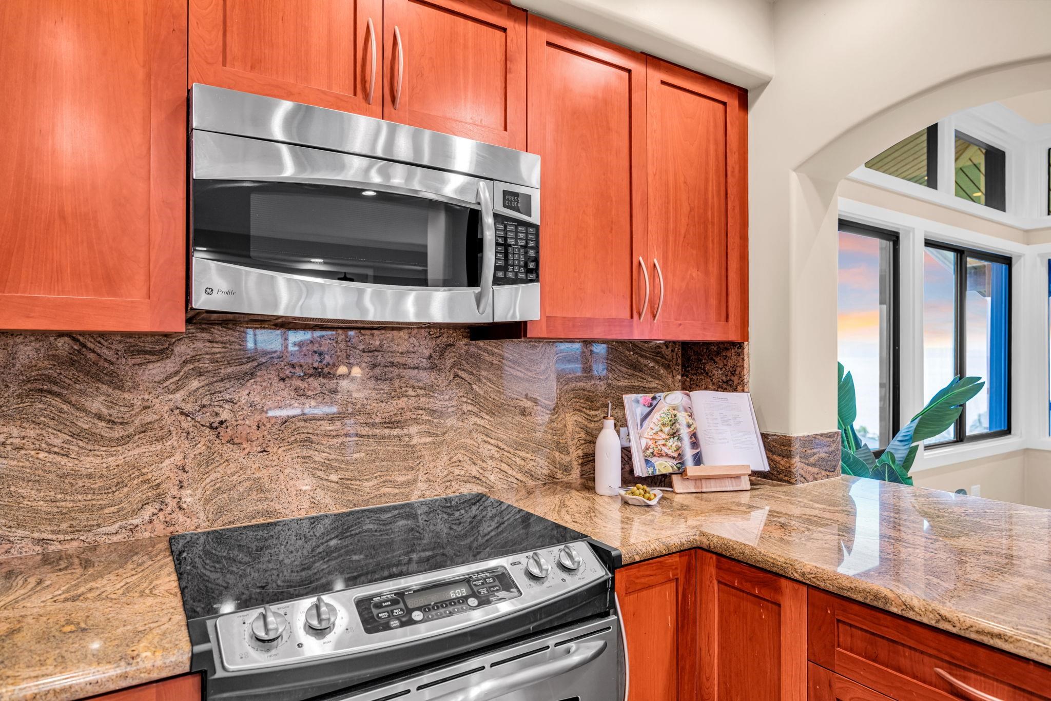 Lahaina, Hawaii, 96761, United States, 2 Bedrooms Bedrooms, ,3 BathroomsBathrooms,Residential,For Sale,1792769