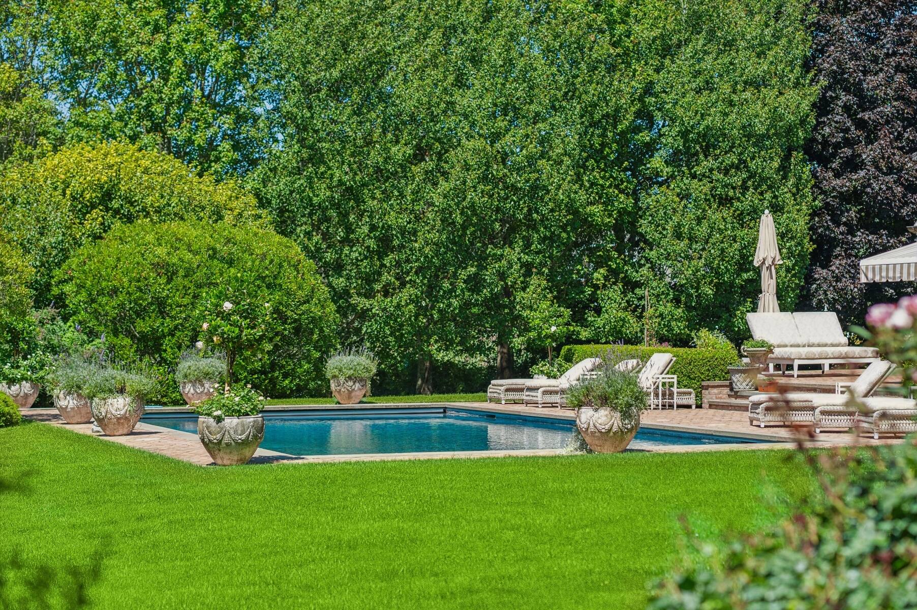  Timeless Southampton Estate with Tennis, Pool & Guest House - 物件實景