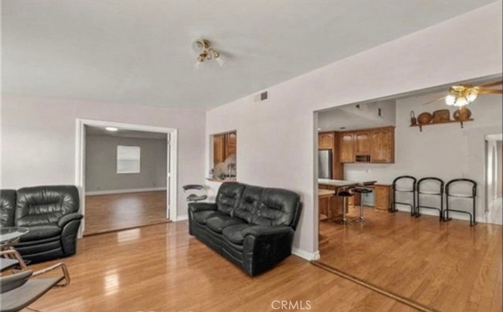 Palmdale, California, 93551, United States, 4 Bedrooms Bedrooms, ,2 BathroomsBathrooms,Residential,For Sale,1940423