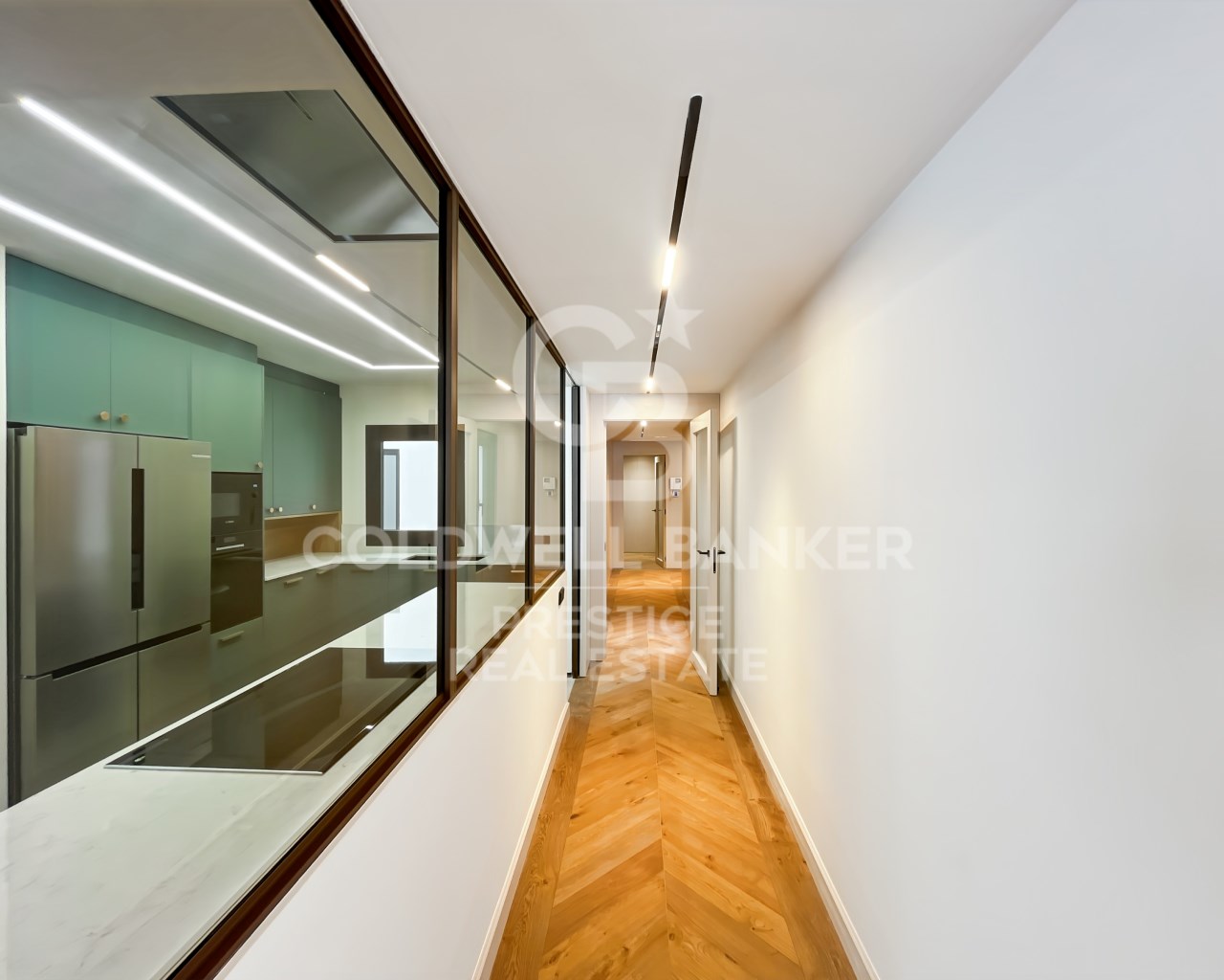 Barcelona, Catalonia, ES, 4 Bedrooms Bedrooms, ,3 BathroomsBathrooms,Residential,For Sale,1805126