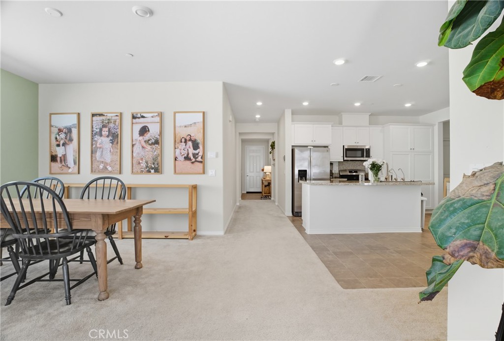 Hemet, California, 92545, United States, 3 Bedrooms Bedrooms, ,2 BathroomsBathrooms,Residential,For Sale,1950235