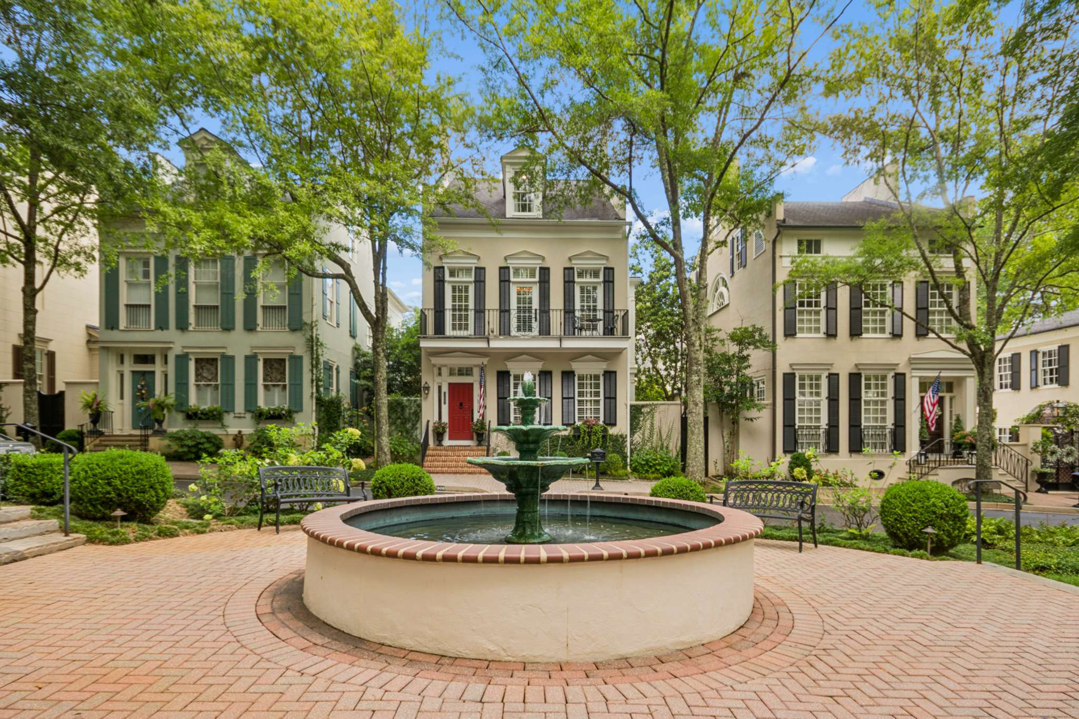  Exceptional Southern Elegance in Peachtree City