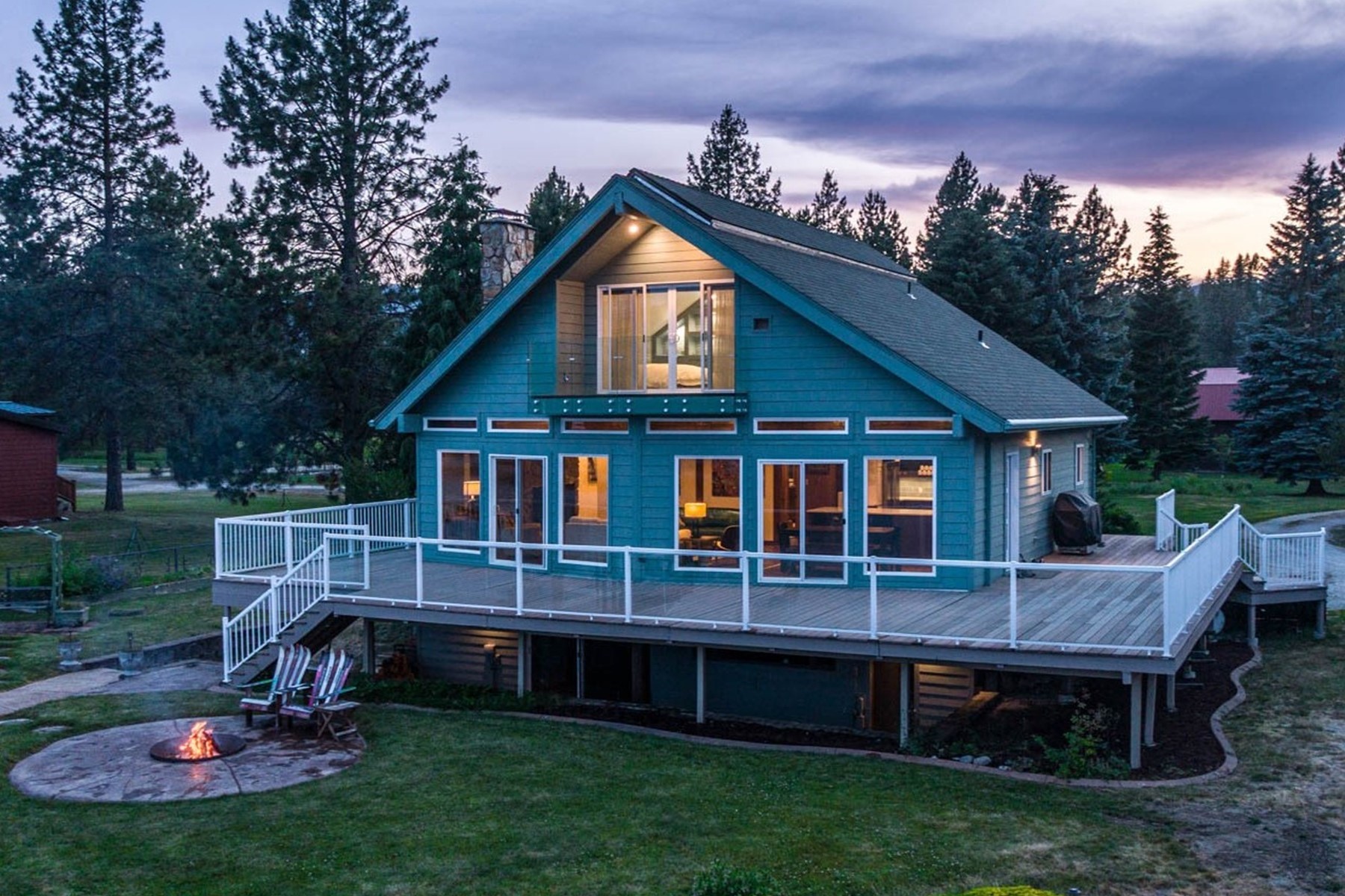  Renovated Waterfront Retreat with Private Dock & Guest Barn - 物件實景