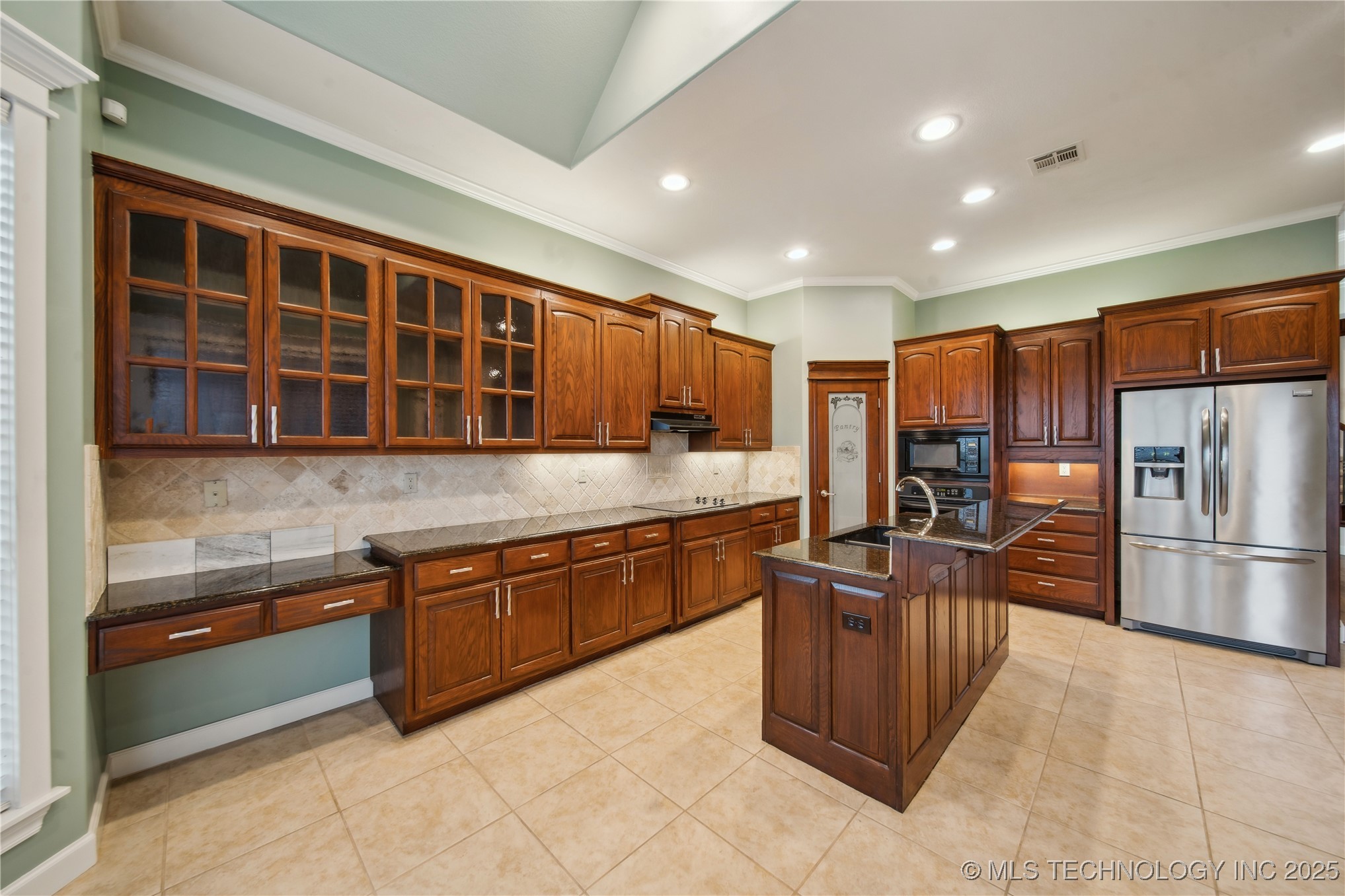 Tulsa, Oklahoma, 74145, United States, 5 Bedrooms Bedrooms, ,4 BathroomsBathrooms,Residential,For Sale,1758720
